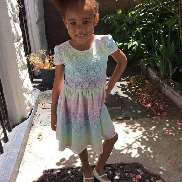 Meet your Posher, Florence - Picture 1 of 1